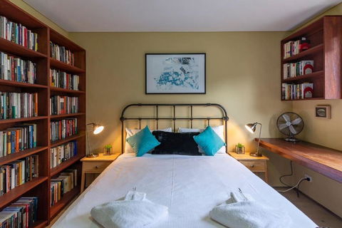 Hip Inner-City Living In Vibrant Erskineville - Accommodation Noosa 3