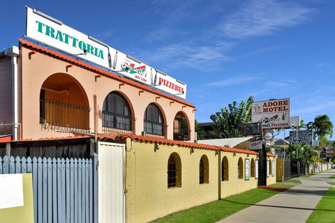 Adobe Motel - Accommodation Noosa 0