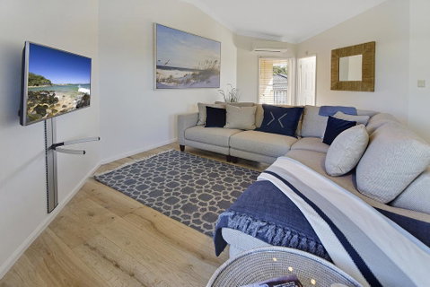 Advance Place - Accommodation Noosa 2