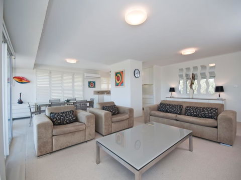 Albacore, Unit 5/12 Ondine Close - Accommodation Noosa 1