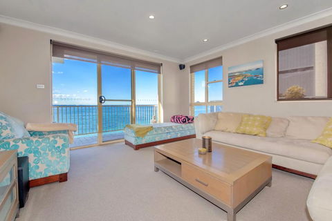 Alcheringa Unit 3 & 4, 32 Sandy Point Road - Accommodation Noosa 0