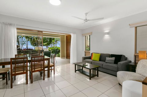 Amphora Resort Luxury Private Apts - Accommodation Noosa 3