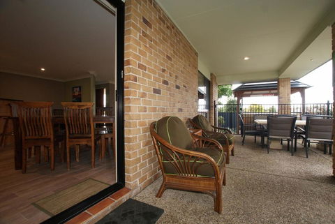 Anaheim House1 South By Getastay - Accommodation Noosa 2