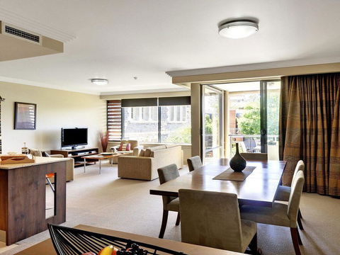 Anchorage @Harbourside - Magnificent Views - Accommodation Noosa 3