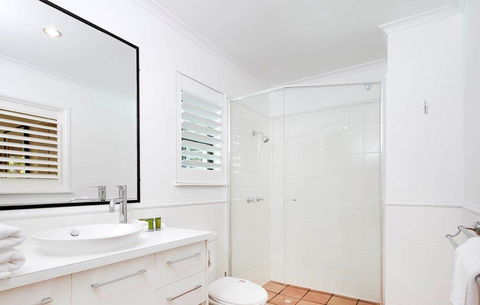 Apartment 1 - 20 Viewland Drive - Accommodation Noosa 3