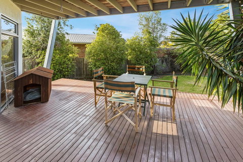 Aqua Vista - A Stroll To Paynesville Forshore - Accommodation Noosa 1