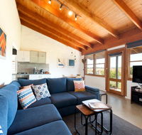 Art at Linden Gate - Accommodation Noosa