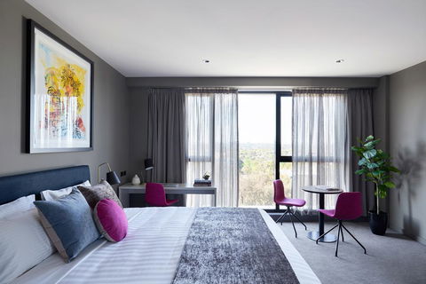 Art Series - The Chen - Accommodation Noosa 3