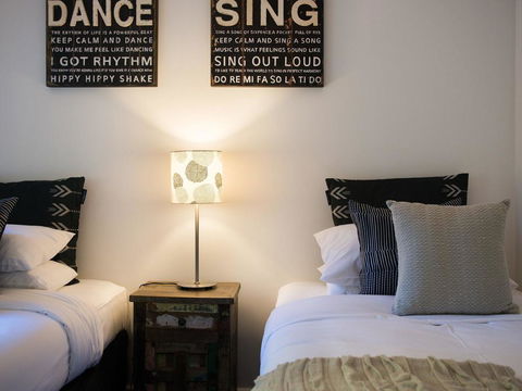 Artemis Retreat - Accommodation Noosa 1