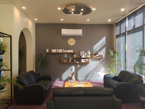 Madison Spa Motel - Adults Only - Accommodation Noosa 2