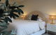 Madeley Family Getaway- Sleeping 8, Central, Aircon, Close To Shops, Beach, Parks, Spacious - thumb 1