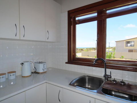 Madora Bay On The Beach - Accommodation Noosa 1