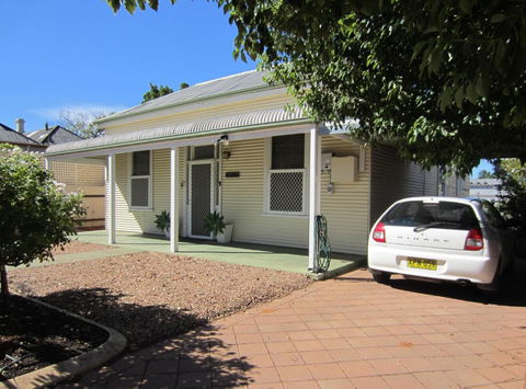 Maeville Cottage - Accommodation Noosa 3
