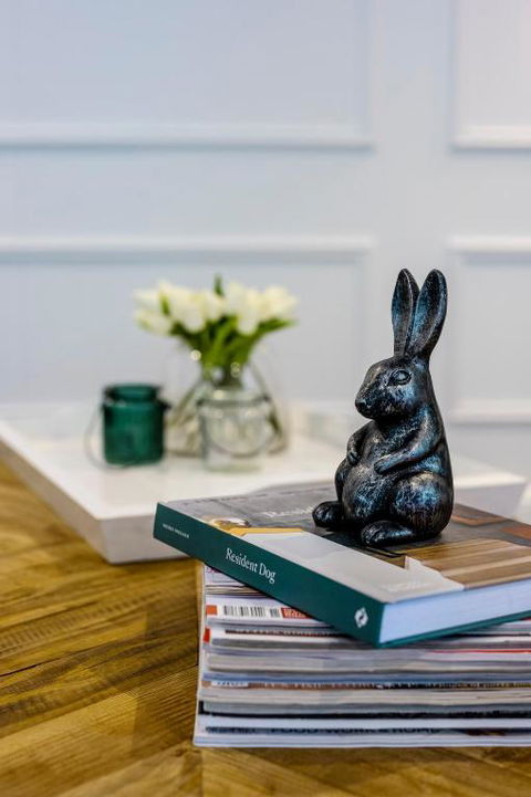 MAIN STREET RETREAT - King BRs, Comp Minibar, Breakfast Prov, Fireplaces - Accommodation Noosa 3