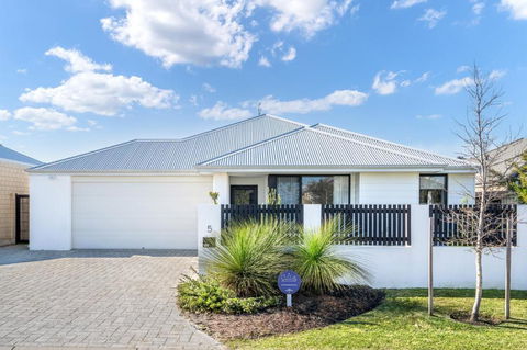 MAINBREAK - DUNSBOROUGH - Accommodation Noosa 0