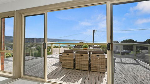 Majestic Views - Accommodation Noosa 0