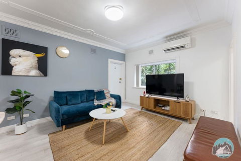 Manly Beachside 2-Bed Apartment In Spacious House - Accommodation Noosa 0