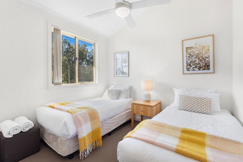 Madigan Cottages - The Kookaburra Cottage - Accommodation Noosa 3