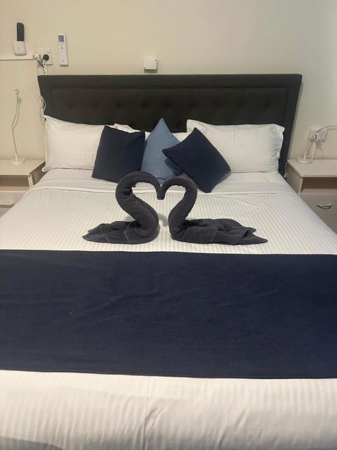 Memphis Motor Inn - Accommodation Noosa 0