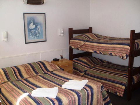 Mayfield Motel - Accommodation Noosa 1