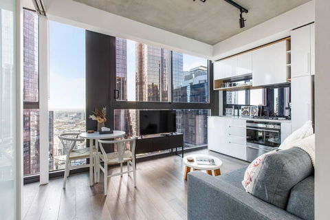 Melbourne Central Designer Studio With North Views - Accommodation Noosa 0