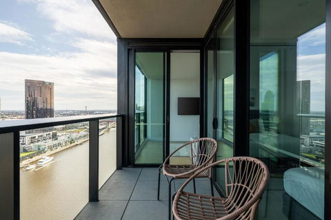 Melbourne Corporate Stays - Docklands Waterfront - Accommodation Noosa 3