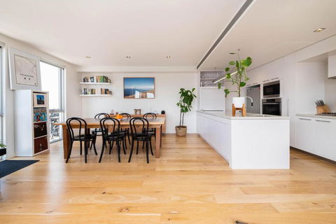 Melbourne Penthouse Apartment A Walk To Brighton Beach - Accommodation Noosa 2
