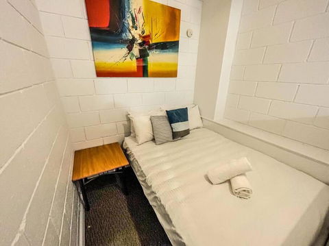Melbourne Studio Unit - 107 - Accommodation Noosa 1