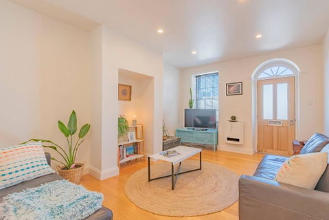 MELVINGTON BOUTIQUE APARTMENT IN HOBART CBD O - Accommodation Noosa 0