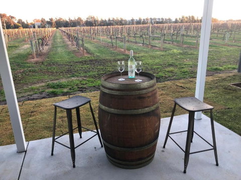 Milawa Vineyard Views - Guesthouse 1 - Accommodation Noosa 1