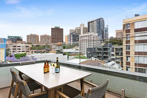 Mini Penthouse By Sydney Dreams - Accommodation Noosa 2