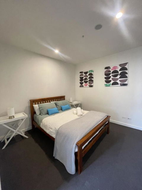 Modern 1BD Apt W Free Parking In Central Brunswick - Accommodation Noosa 0