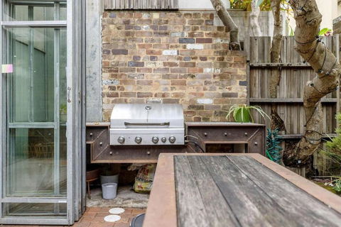 Modern & Stylish 3BR In Redfern - Accommodation Noosa 1