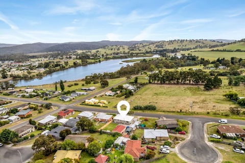 Modern Coastal Escape In Triabunna - Accommodation Noosa 1