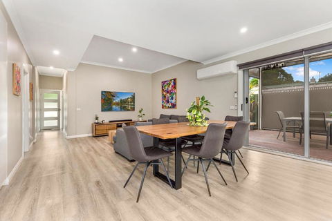 Modern Home Central To Everything - Accommodation Noosa 0