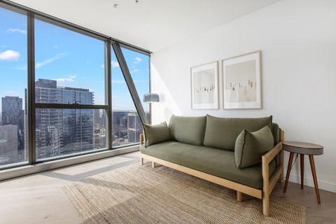 Modern Nomads Skyline View Escape - 2Bedroom By Gardens And Station - Accommodation Noosa 1