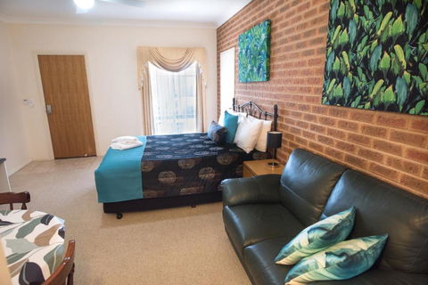 Motel Views Yackandandah - Accommodation Noosa 3