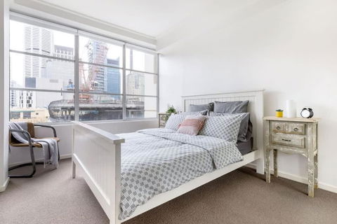 NEW! A Comfy & Stylish Apt Next To Darling Harbour - Accommodation Noosa 0