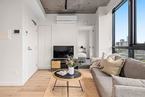 NEW Spectacular Views Southbank - Accommodation Noosa 2