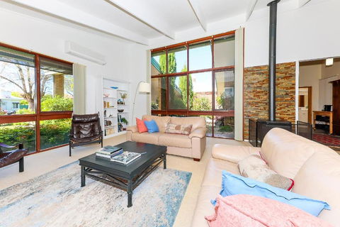 Nixon House - Accommodation Noosa 3