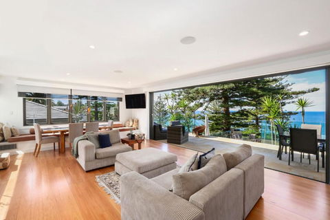 Ocean Vistas Spectacular Beach Coastal Views - Accommodation Noosa 2