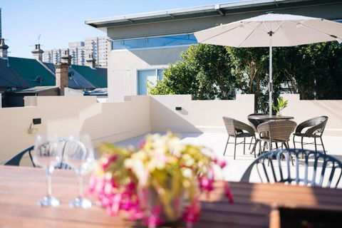 OnceUp A BlueMoon Terrace Nr CBD - Accommodation Noosa 0