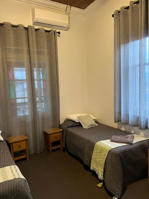 Oriental Hotel Tumut - Accommodation Noosa 2