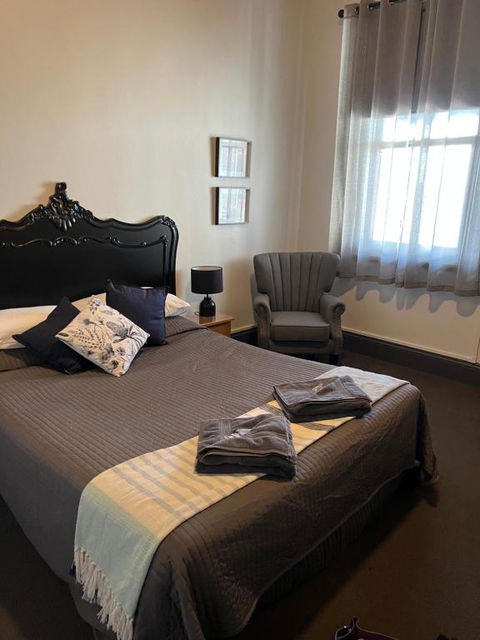 Oriental Hotel Tumut - Accommodation Noosa 0