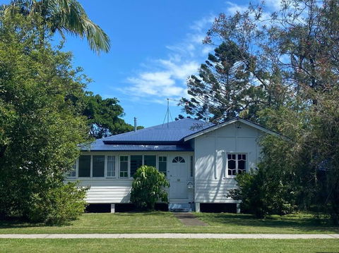 Original Surf Cottage In Heart Of Pottsville Beach - Accommodation Noosa 0
