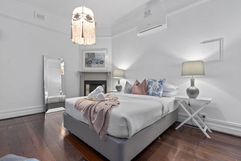 Picture Perfect Create Timeless Treasures - Accommodation Noosa 1