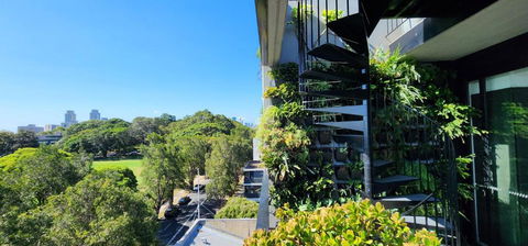 Penthouse Perfection With Private Rooftop Pool - Accommodation Noosa 1