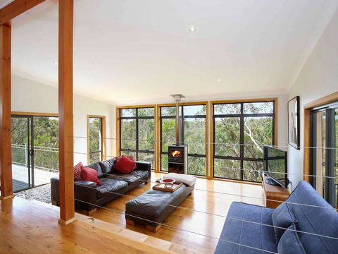 Postcards From The Edge - Accommodation Noosa 2