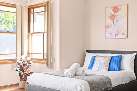 Quadruple Room W Ensuite In Gordon Near Train & Bus - Accommodation Noosa 1