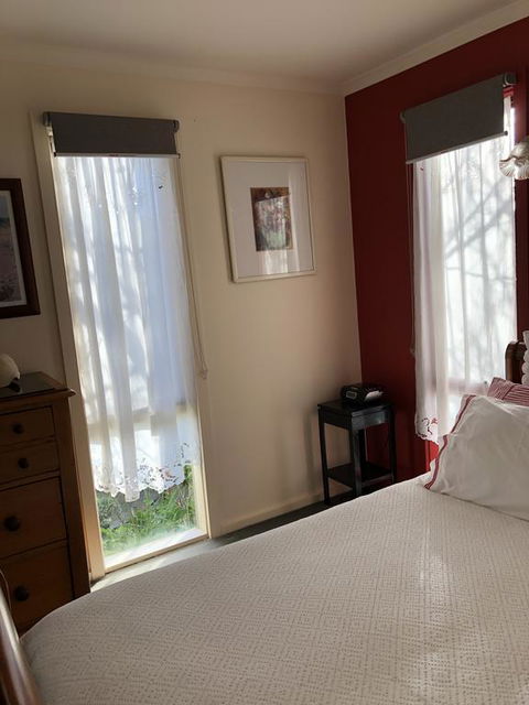 At The Gallery - Accommodation Noosa 2